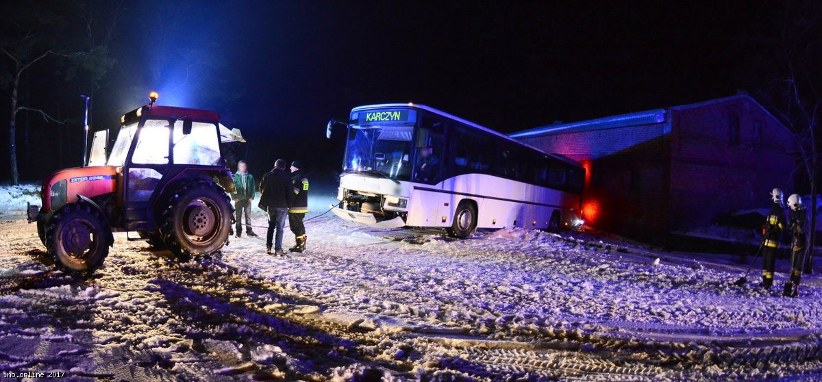 Kruszwica - Autobus wpad