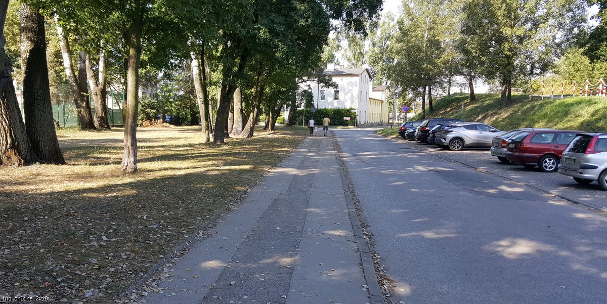 Inowrocław - Będą nowe miejsca do parkowania w Solankach