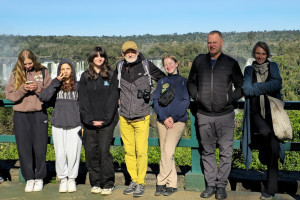 Młodzież z Budowlanki w Brazylii - Przy wodospadach Iguazu (Copy)