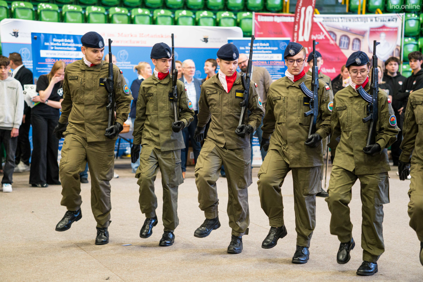 Inowrocław - Jaką szkołę wybrać? Ósmoklasiści na targach - Ino.online ...