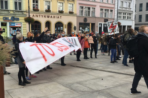Protesty w Bydgoszczy - 763BA12C-DC3B-4642-B301-87B1E20B4364