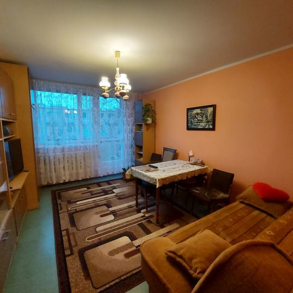 Mieszkanie * 38,70m2 * III piętro * os. Piastowskie