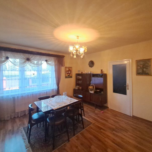 Dom 160m2 na dużej działce 2101m2 w miejscowości Dęby