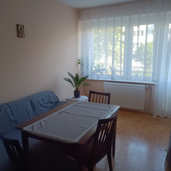 Sprzedam 2 pokojowe mieszkanie na parterze