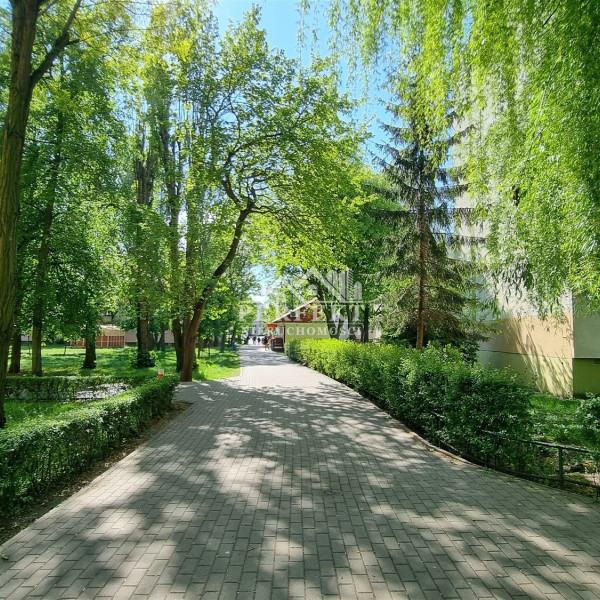 Piastowskie * dwustronne 39m2 z balkonem i umeblowaniem na parterze!