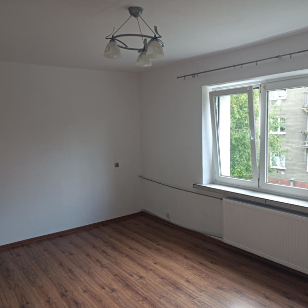 Sprzedam mieszkanie 49m2, 2 pokoje, 1 piętro