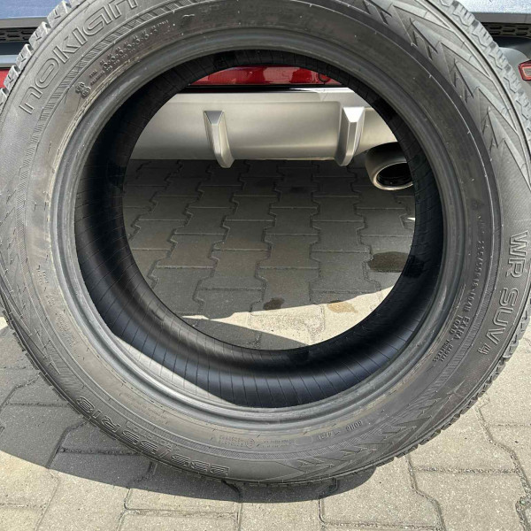 Opona zimowa używana 235/55R18 104H Nokia WR SUV 4