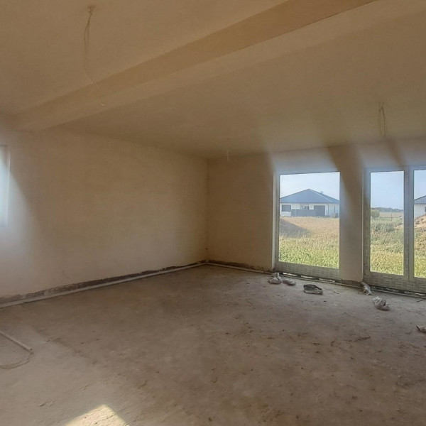 Dom 390tys.ok. 165m2 bliźniak
