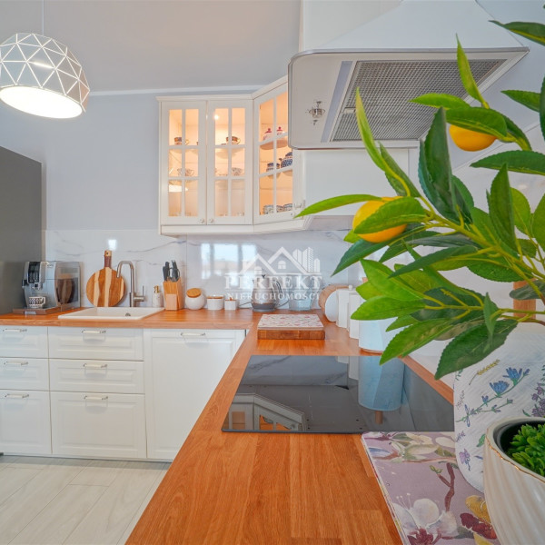 Luksusowy apartament 63,24 m² z 2024 roku z umeblowaniem w otoczeniu natury ~ 15 min od miasta Inowrocławia !