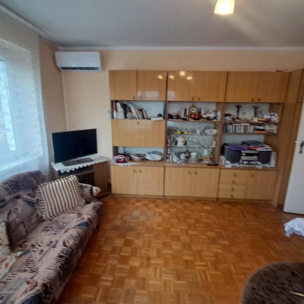 Na sprzedaż mieszkanie 3-pokojowe z ogródkiem, garażem i budynkiem gospodarczym