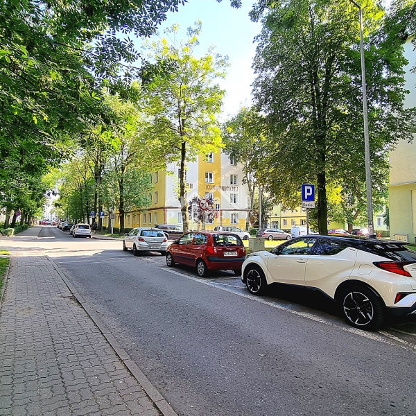Solanki * ul. M.Konopnickiej * 49m2 * dwustronne 2 pokoje * do remontu * KLUCZE W BIURZE !