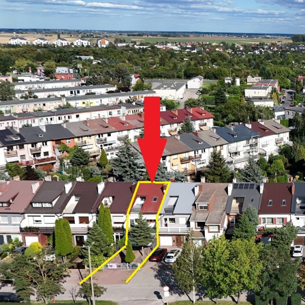 Na sprzedaż dom na os. Rąbin przy Al. Niepodległości/ul.Błażka-pełna własność