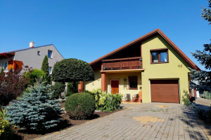 |Wyjątkowy dom z garażem - 5 pokoi, Kościelec