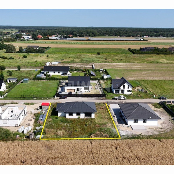 Parterowy Dom z garażem w wymarzonej lokalizacji - Balczewo . Droga dojazdowa Gminna ! 0% prowizji od Kupującego