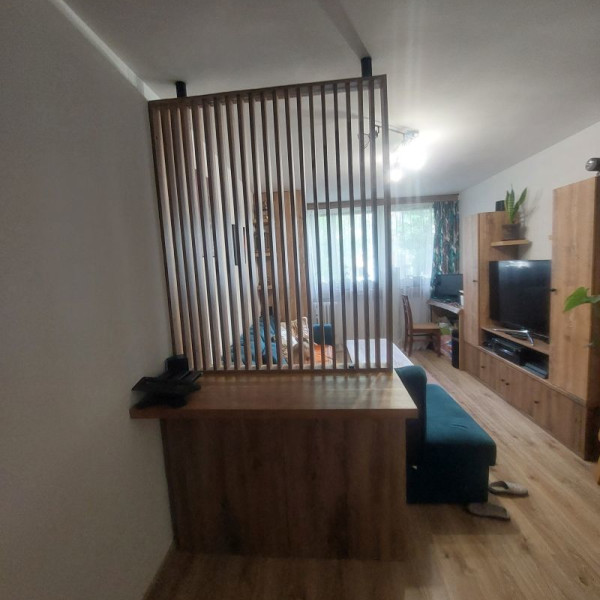 Na wynajem mieszkanie ok.37m2 os. Piastowskie * PARTER *
