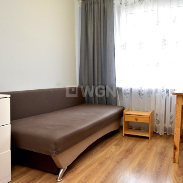 * Mieszkanie na sprzedaż * Oś. Piastowskie * Do wprowadzenia * 2 pokoje z balkonem * Po generalnym remoncie *
