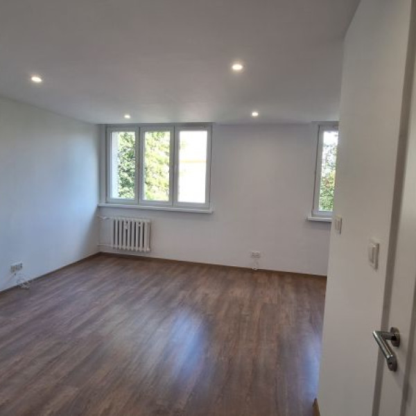 Na sprzedaż przytulna kawalerka 26m2 po remoncie os. Piastowskie