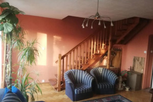 | Dwupoziomowe mieszkanie ok. 93 m2 os. Rąbin