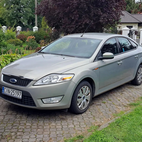 Ford Mondeo hatchback, prywatny i pierwszy właściciel, niski przebieg