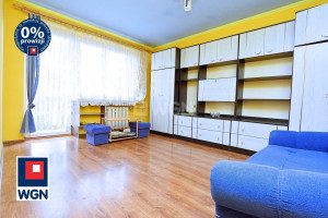 |* Na sprzedaż  2 pokojowe mieszkanie *Balkon * 2 piętro * Osiedle Toruńskie * Bez Prowizji Kupującego *