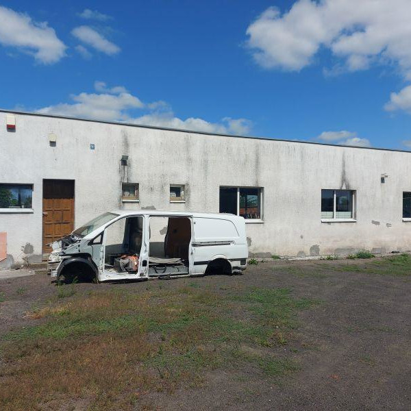 Budynek murowany ok. 170 m2 na działce 2559 m2 blisko Inowrocławia