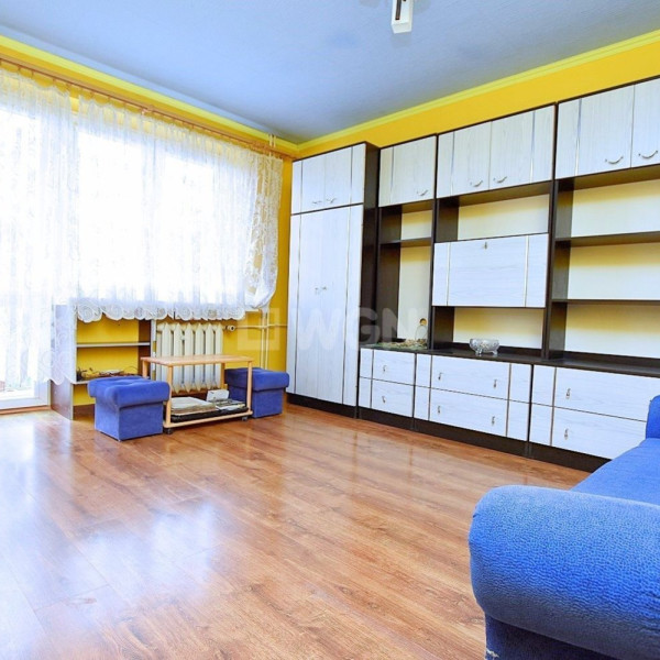 * Na sprzedaż  2 pokojowe mieszkanie * Balkon * 2 piętro * Osiedle Toruńskie * )%  Prowizji Kupującego *