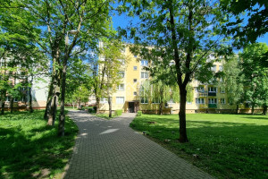 |Oś. Piastowskie * wygodne i przytulne 2-pokojowe mieszkanie do zamieszkania ! Idealne na start dla Młodych lub gotowa inwestycja pod wynajem !