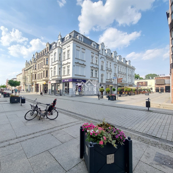 DEPTAK ~ ul.Królowej Jadwigi ~ bezczynszowe 55m2 (2 pokoje) w kamienicy ~ 1 piętro ! 