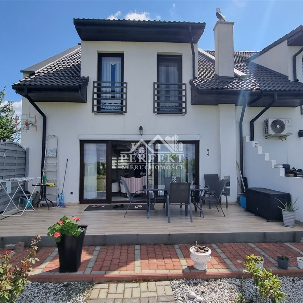 Piękny dom 144m2 (2018 r. budowy), dz. 733m2 na obrzeżach miasta Inowrocławia !