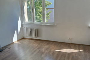 |Na sprzedaż przytulna kawalerka 26m2 po remoncie os. Piastowskie