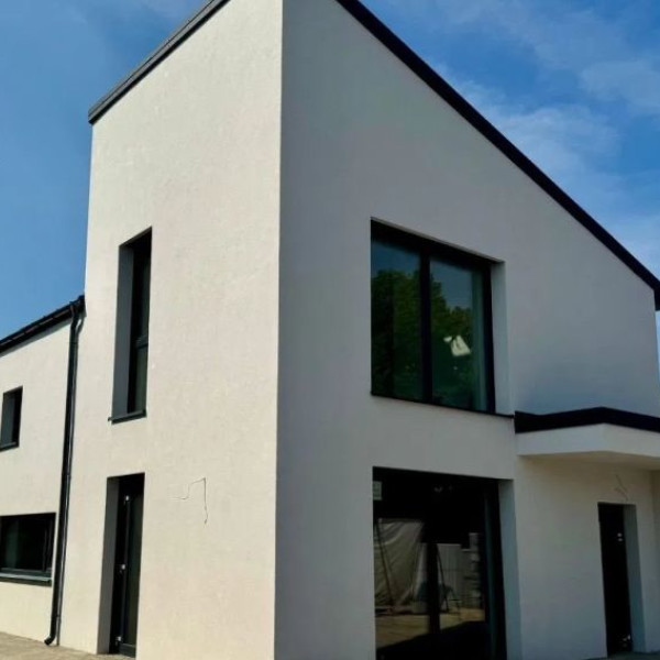 Na sprzedaż: lokal 58 m² podzielony na dwa niezależne mieszkania wysoki standard 