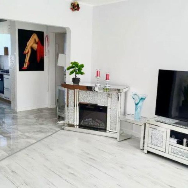 Mieszkanie dla osób ceniących komfort oraz przestrzeń.