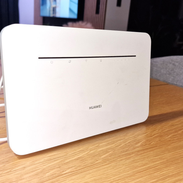 Router Huawei B535-232 