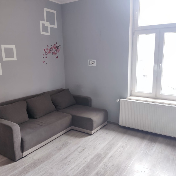 Sprzedam mieszkanie ok. 40 m2 w kamienicy w centrum Inowrocławia