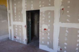 |Sprzedam mieszkanie 50 m2 w kamienicy w centrum Inowrocławia - idealne na biuro, gabinet, kancelarię