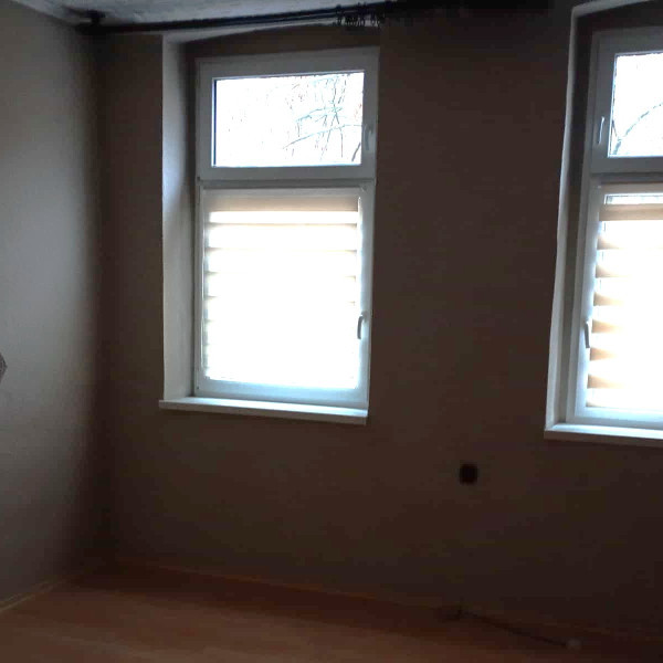 Mieszkanie w kamienicy na długi okres najmu.