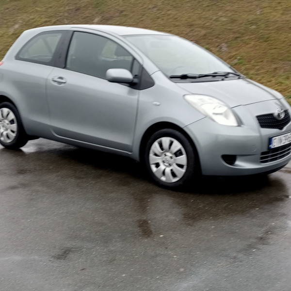 TOYOTA YARIS 1,3 BENZYNA   2006R
