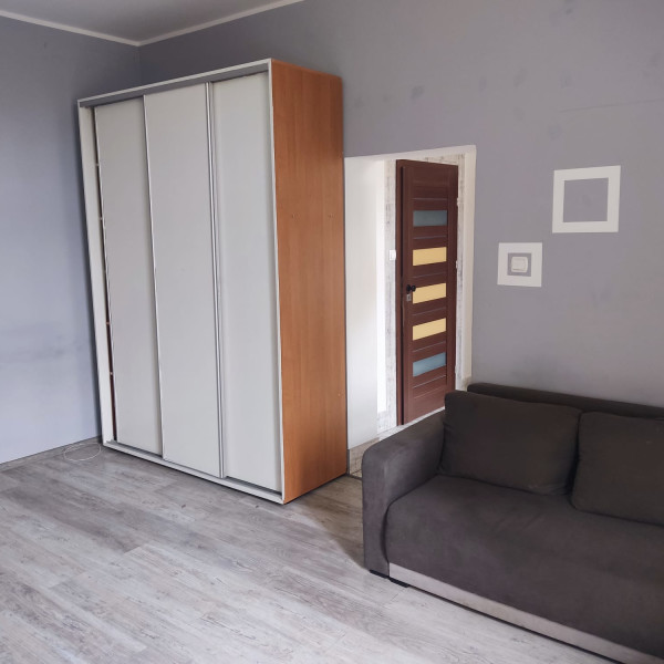 Sprzedam mieszkanie ok. 40 m2 w kamienicy w centrum Inowrocławia