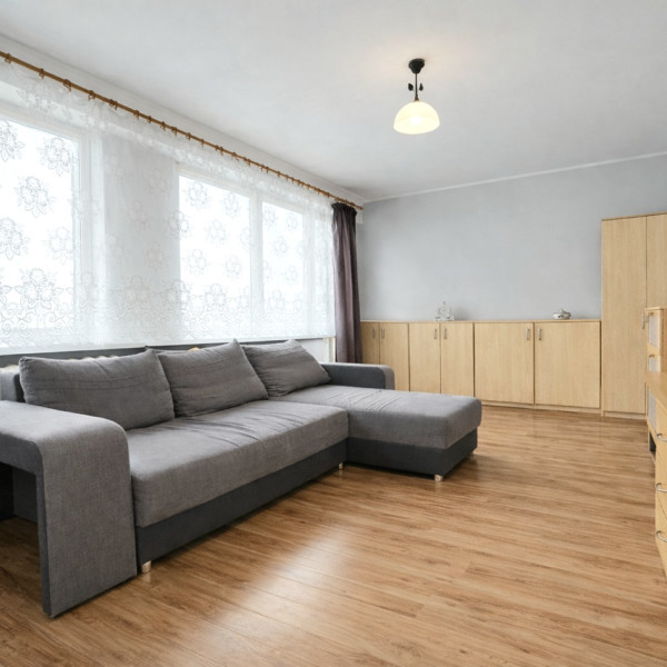 Umeblowana, przestronna kawalerka dostępna od ręki