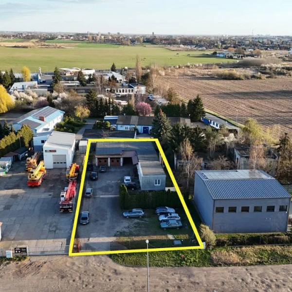 budynek warsztatowy z zapleczem socjalno-mieszkalnym 