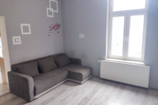 |Sprzedam mieszkanie ok. 40 m2 w kamienicy w centrum Inowrocławia