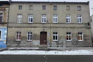 |Na sprzedaż kamienica położona na dużej działce