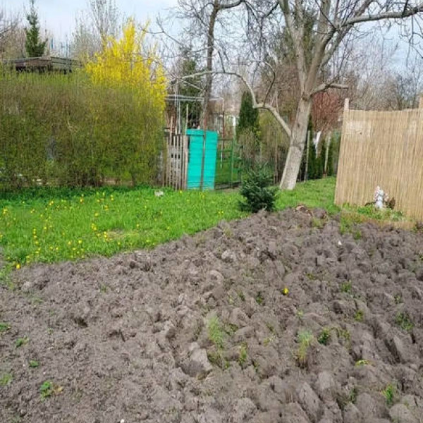 **WYKONAM RÓŻNE PRACE FIZYCZNE**