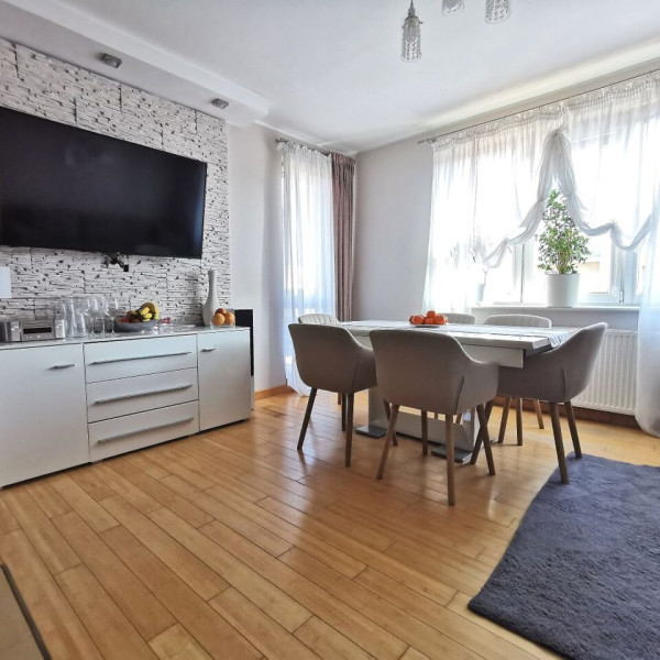 🎯56 m² NA RĄBINIE – poranki ze słońcem, wieczory bez hałasu nad głową.