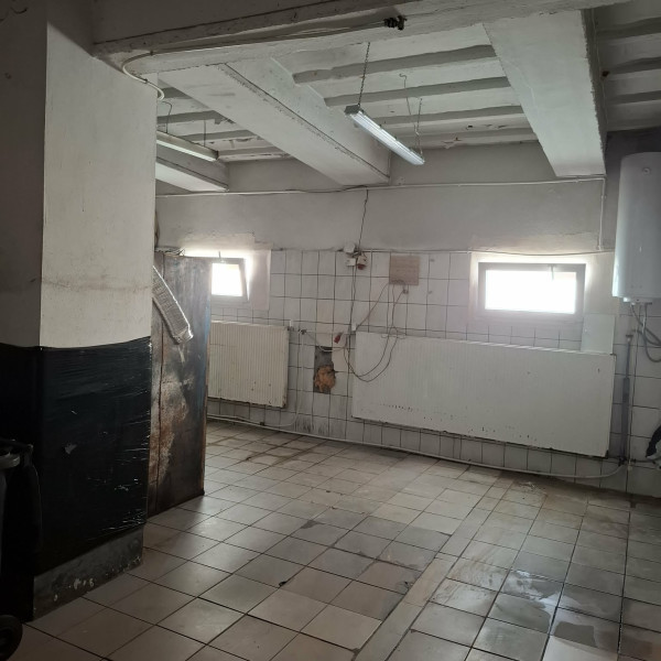 Obiekt budowlany 85m2 z przeznaczeniem na działalność gospodarczą