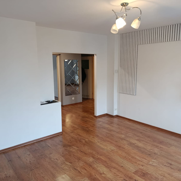 Mieszkanie ok. 70m2 PIERWSZE piętro - w centrum INOWROCŁAWIA