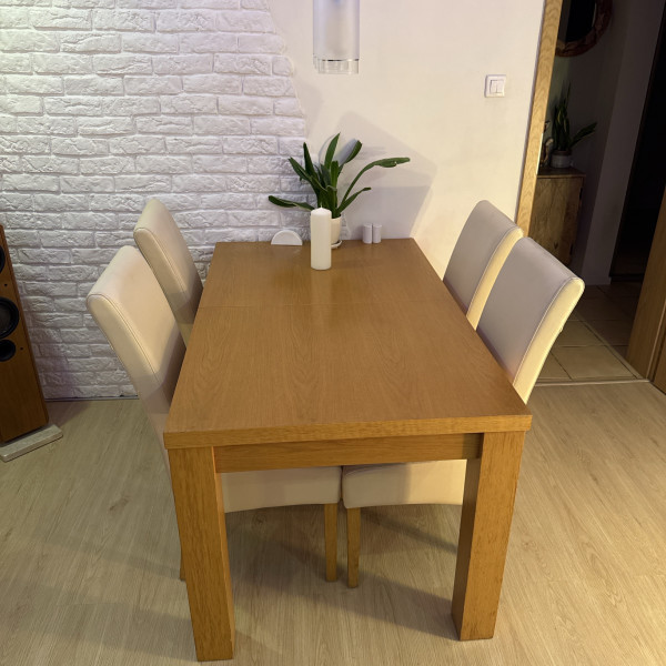 Stół rozkładany – fornir dębowy – 145–190 x 85 cm – masywny