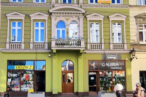 |Lokal użytkowy na biuro z widokiem na TEATR i pasaż handlowy ~ 76m2 ~ 2 piętro ~ DEPTAK ~ ul.Królowej Jadwigi ~ Klucze w Biurze!