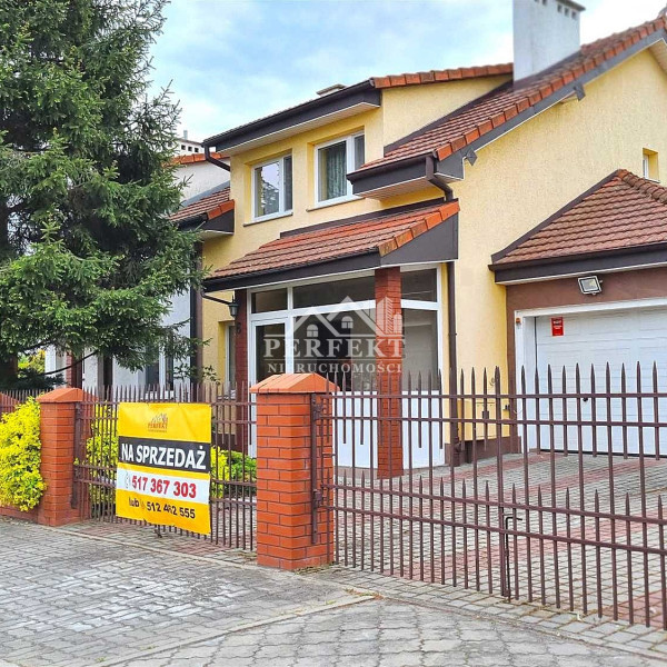  Rąbin | Stylowy dom z pięknym ogrodem i tarasem w kameralnej lokalizacji ! 