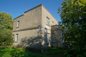 |JANIKOWO | DOM do kapitalnego remontu w cenie mieszkania z tablicą upamiętniającą Gen.Taczaka  | działka 700m2 